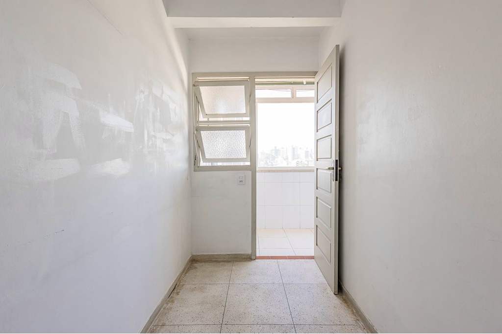 Apartamento à venda com 3 quartos, 97m² - Foto 8