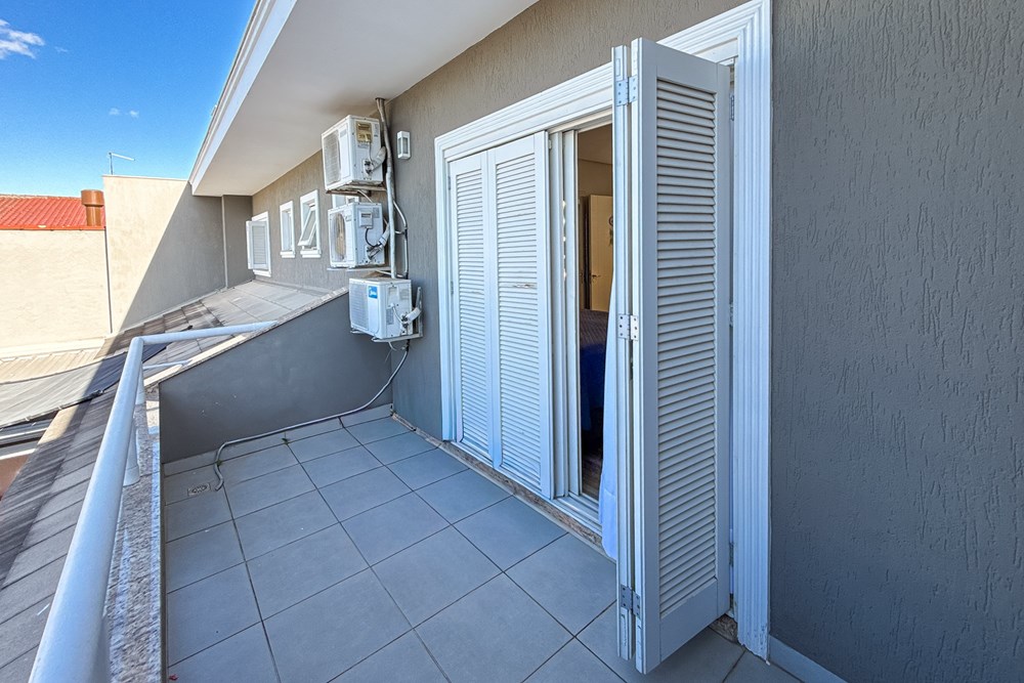 Casa, 4 quartos, 240 m² - Foto 15