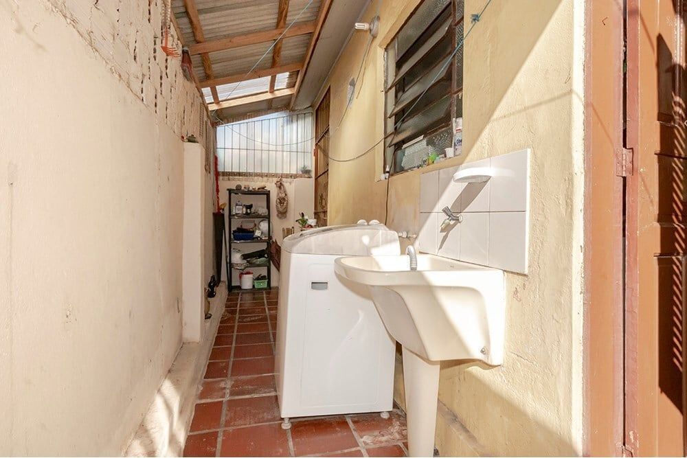 Casa à venda com 4 quartos, 129m² - Foto 28