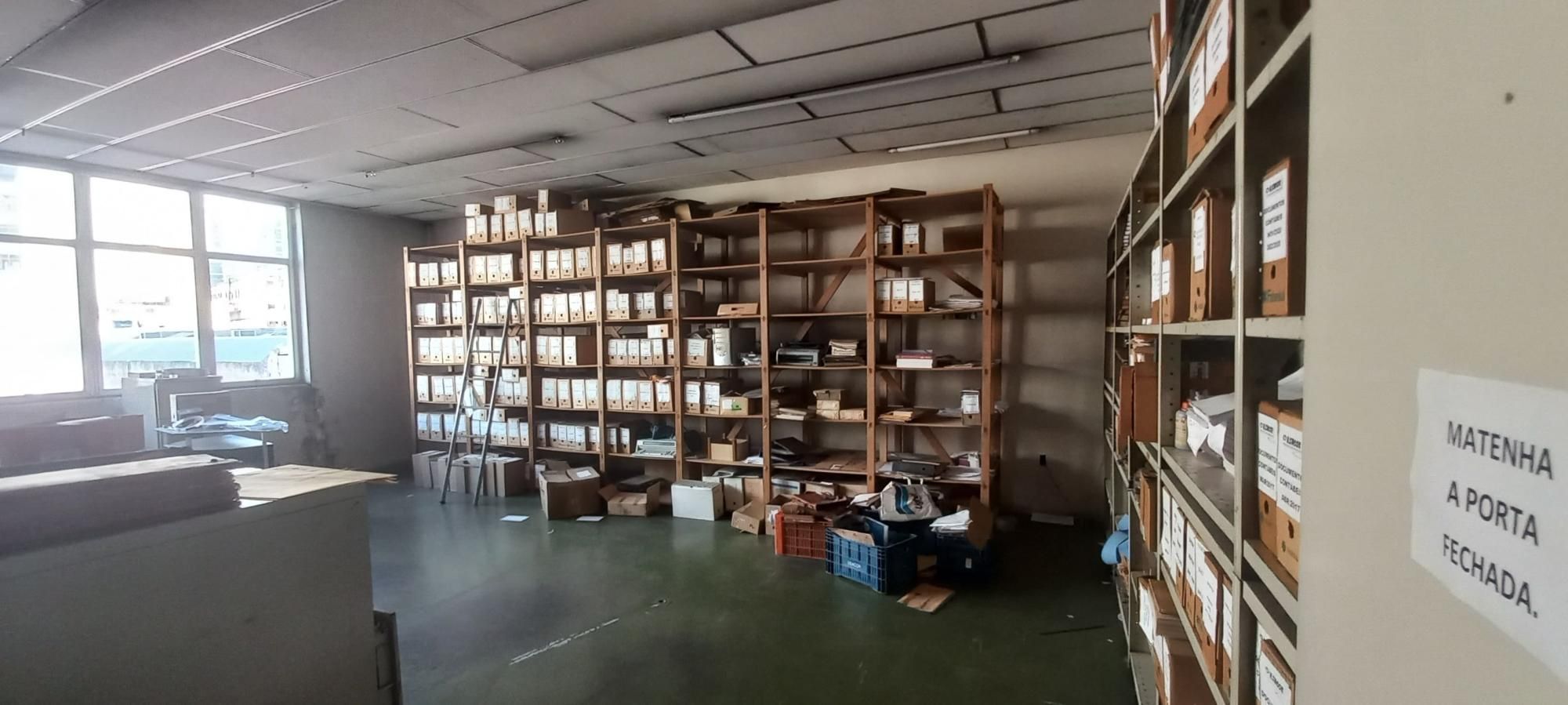 Prédio Inteiro para alugar com 3 quartos, 1701m² - Foto 11