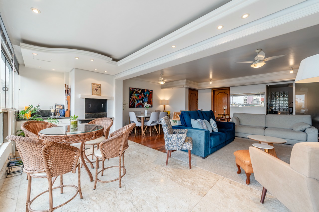 Apartamento à venda com 3 quartos, 151m² - Foto 19