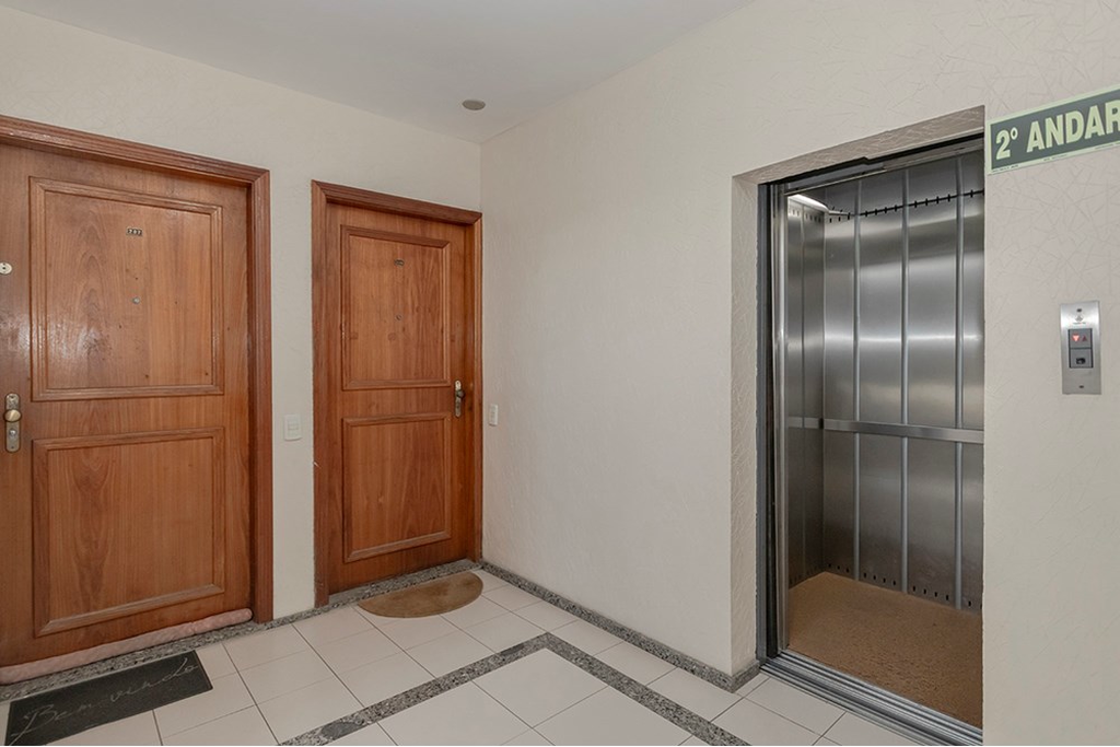 Apartamento à venda com 3 quartos, 134m² - Foto 7