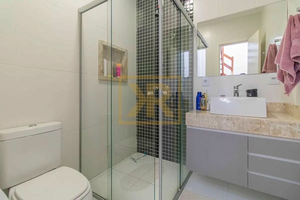 Casa à venda com 3 quartos, 181m² - Foto 9