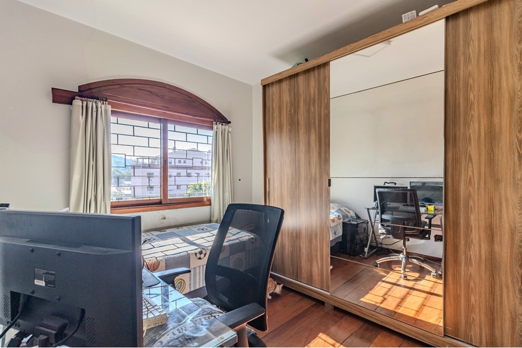 Cobertura, 3 quartos, 211 m² - Foto 2