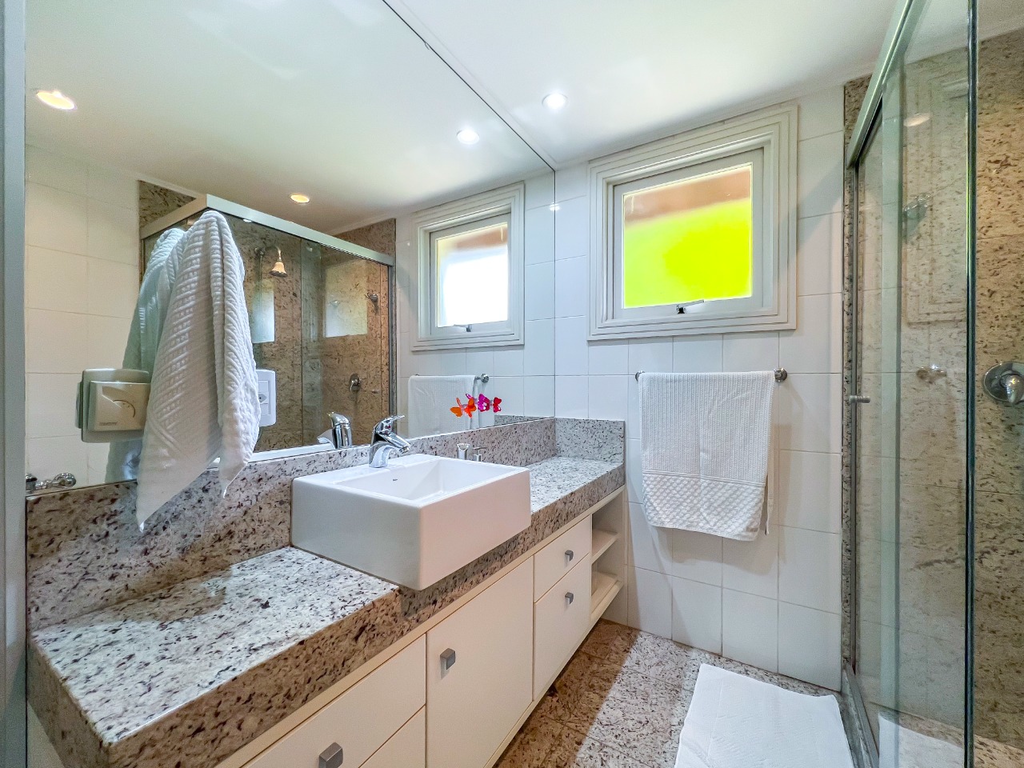 Casa de Condomínio à venda com 4 quartos, 631m² - Foto 11