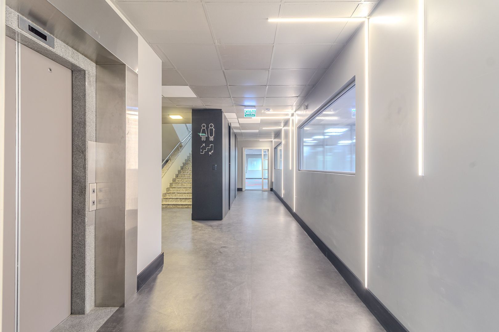 Prédio Inteiro para alugar com 4 quartos, 3451m² - Foto 23