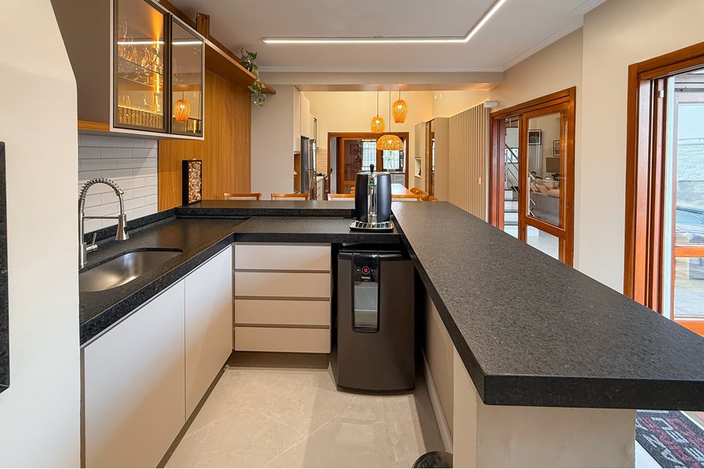 Casa, 4 quartos, 224 m² - Foto 57