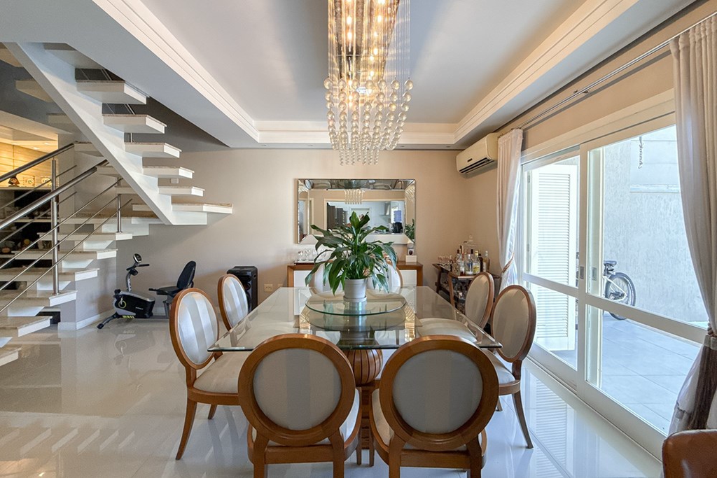 Casa, 4 quartos, 240 m² - Foto 40