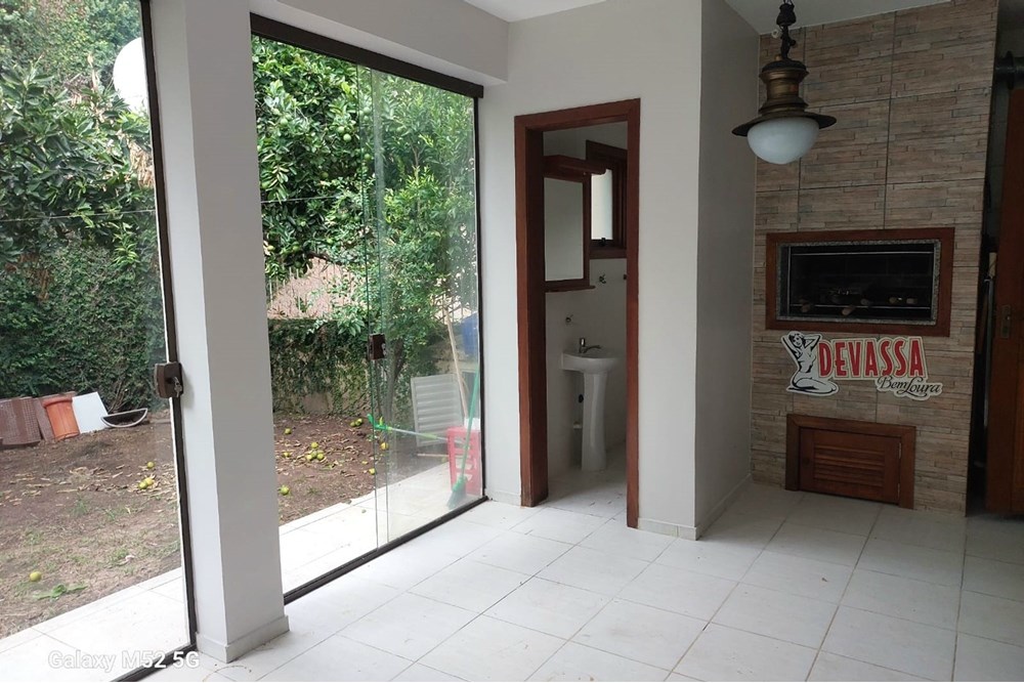 Casa à venda com 2 quartos, 81m² - Foto 12