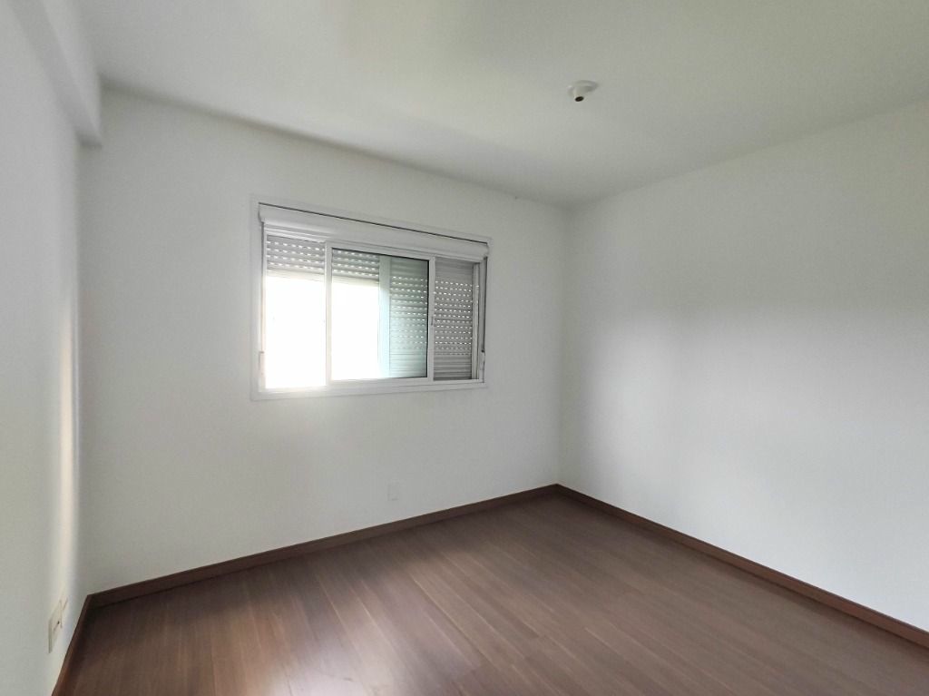 Apartamento à venda com 3 quartos, 74m² - Foto 35