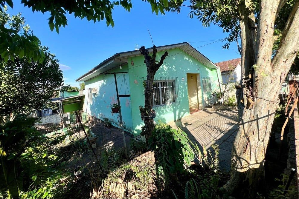 Casa à venda com 2 quartos, 167m² - Foto 2