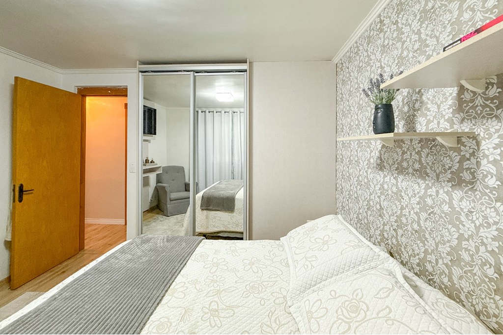 Apartamento à venda com 2 quartos, 52m² - Foto 2