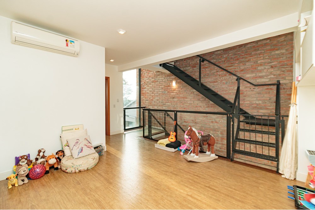Casa à venda com 4 quartos, 310m² - Foto 13
