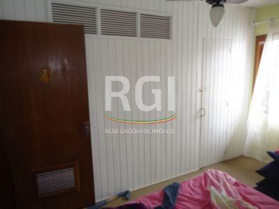 Casa à venda com 4 quartos, 330m² - Foto 37
