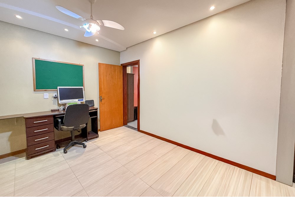 Casa, 3 quartos, 209 m² - Foto 34