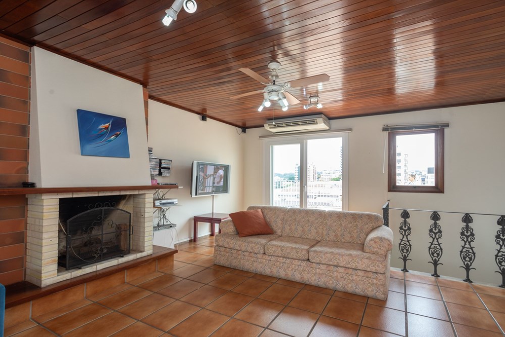 Cobertura, 3 quartos, 258 m² - Foto 2