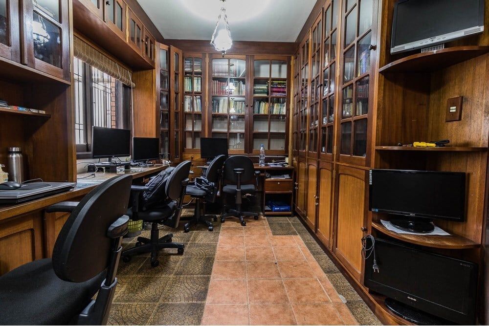 Casa à venda com 3 quartos, 379m² - Foto 30