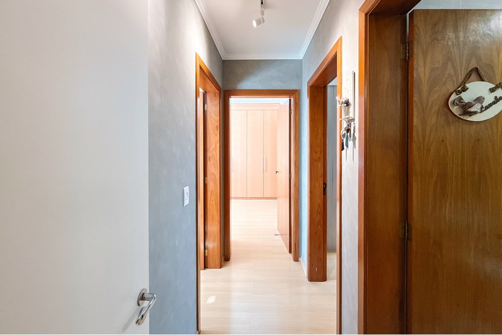 Apartamento à venda com 3 quartos, 110m² - Foto 8