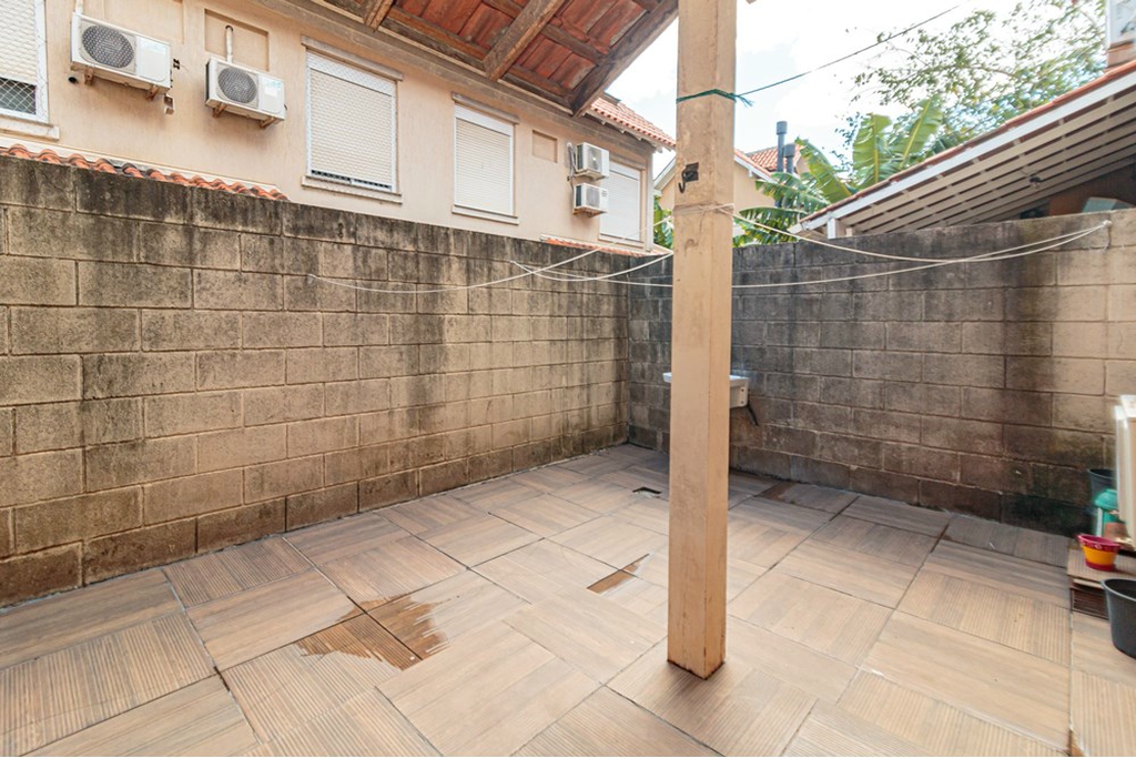 Casa de Condomínio à venda com 4 quartos, 143m² - Foto 3