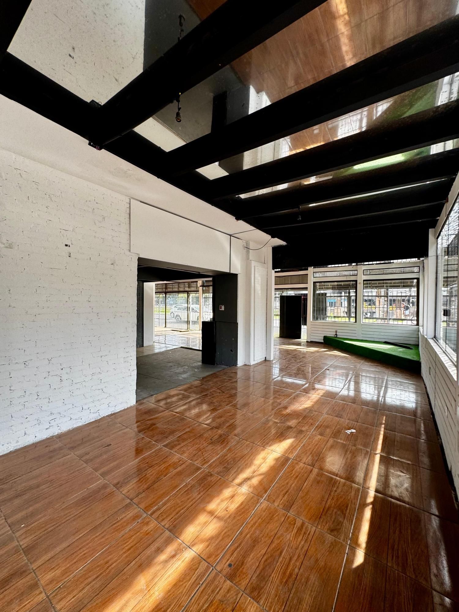 Loja-Salão para alugar, 89m² - Foto 9