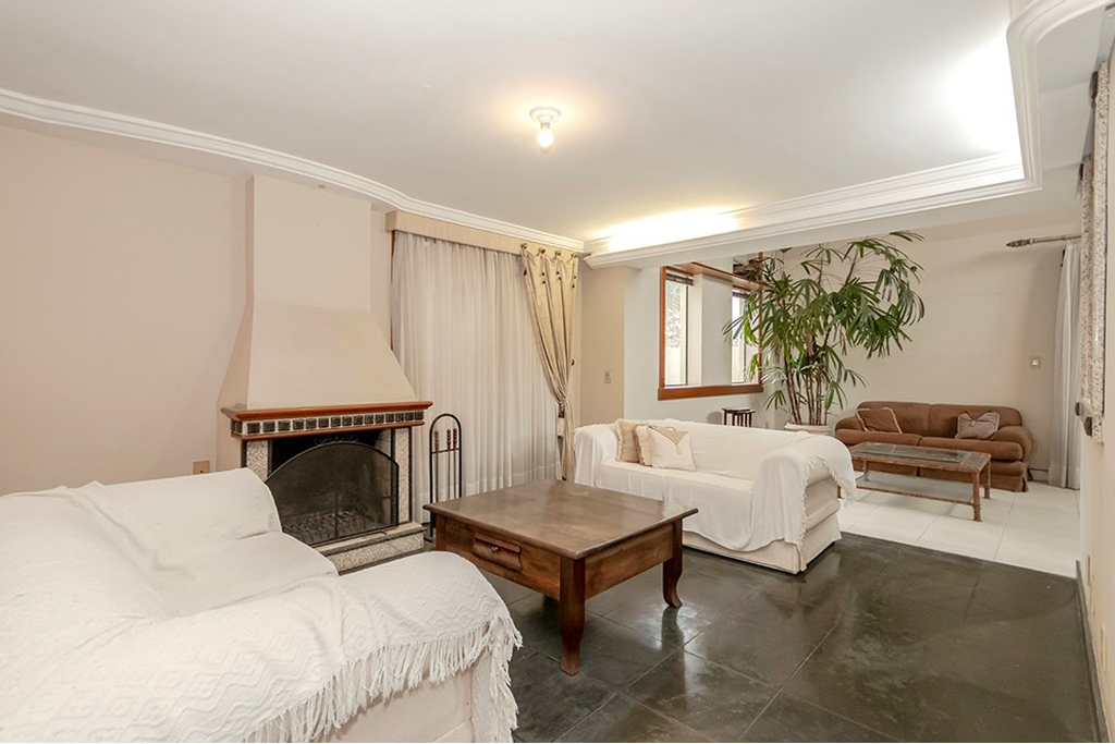 Casa, 4 quartos, 240 m² - Foto 47