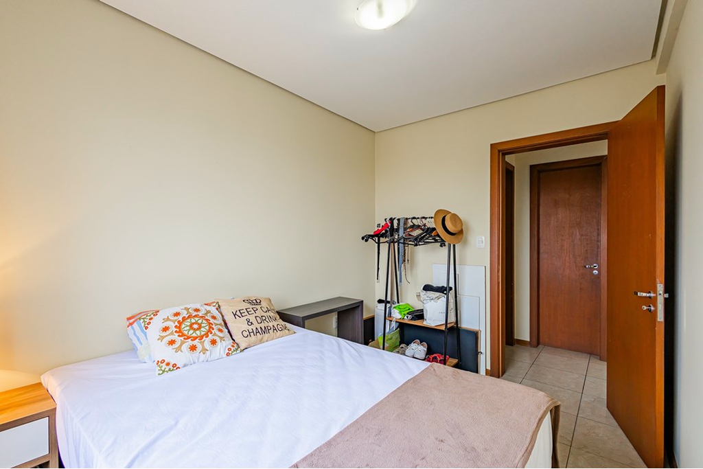 Apartamento à venda com 2 quartos, 64m² - Foto 5