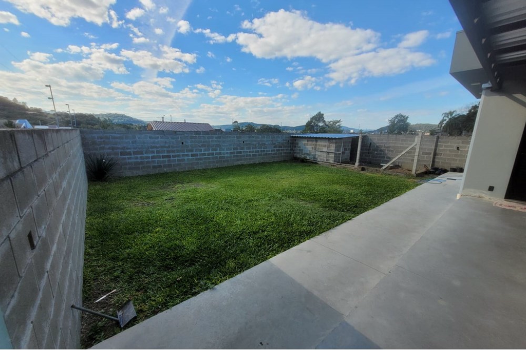 Casa à venda com 3 quartos, 137m² - Foto 3