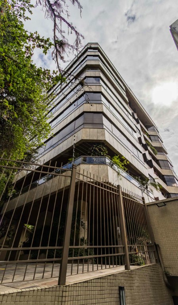 Apartamento, 3 quartos, 245 m² - Foto 2