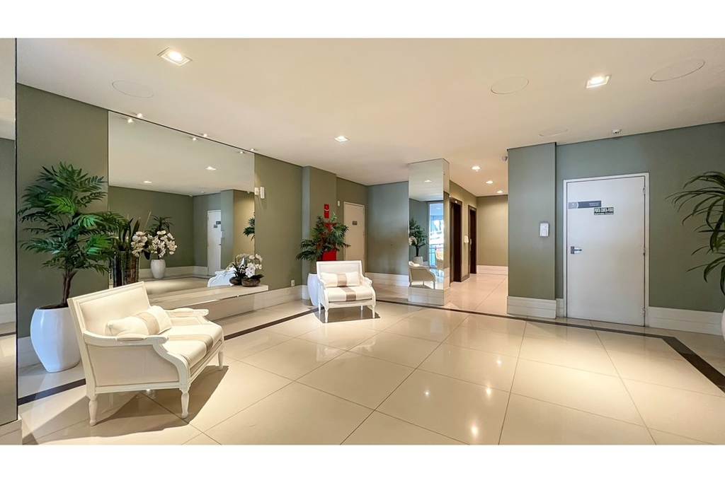 Apartamento à venda com 2 quartos, 67m² - Foto 26