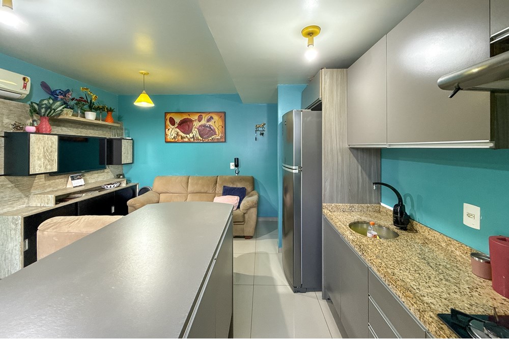 Apartamento à venda com 2 quartos, 78m² - Foto 4