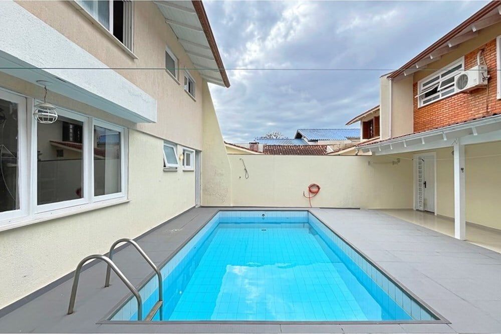 Casa de Condomínio à venda com 5 quartos, 301m² - Foto 15