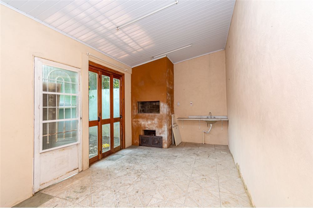 Casa à venda com 4 quartos, 114m² - Foto 5