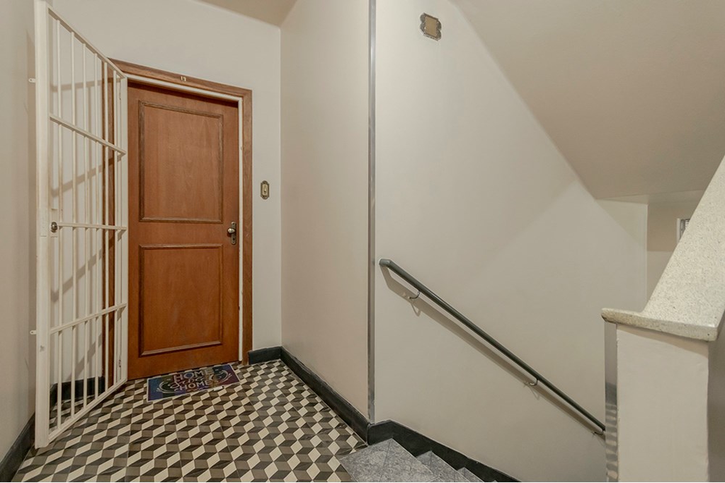 Apartamento à venda com 2 quartos, 69m² - Foto 3