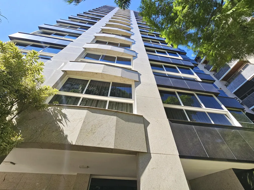 Apartamento, 3 quartos, 182 m² - Foto 1