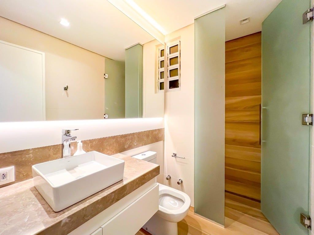 Apartamento à venda com 4 quartos, 225m² - Foto 13