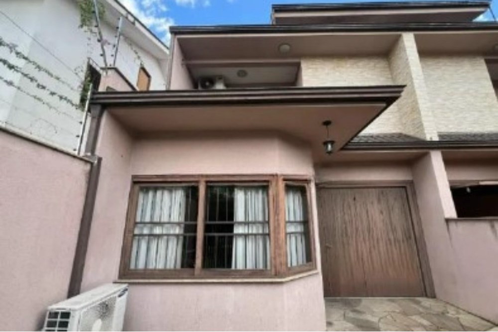 Casa, 3 quartos, 206 m² - Foto 1