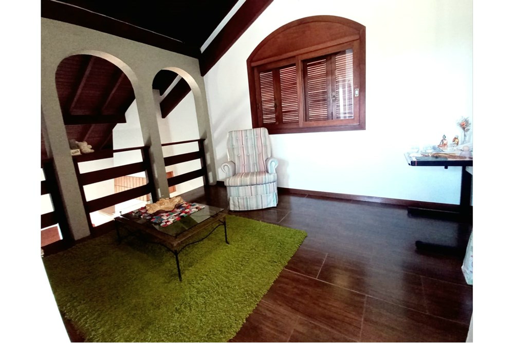 Casa à venda com 4 quartos, 321m² - Foto 19