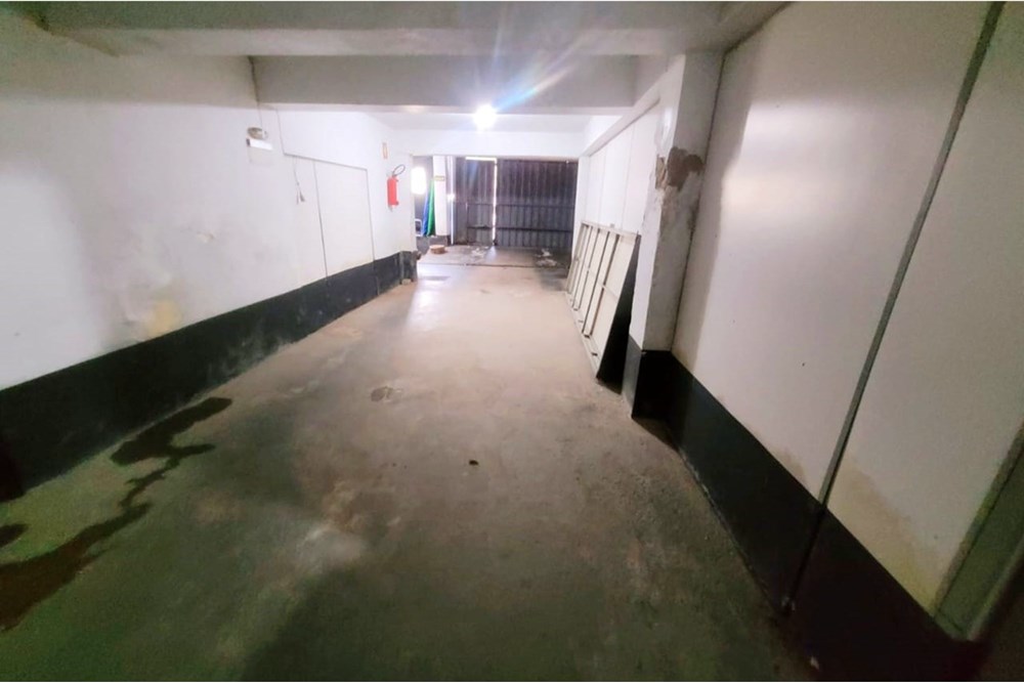 Casa à venda com 4 quartos, 393m² - Foto 4