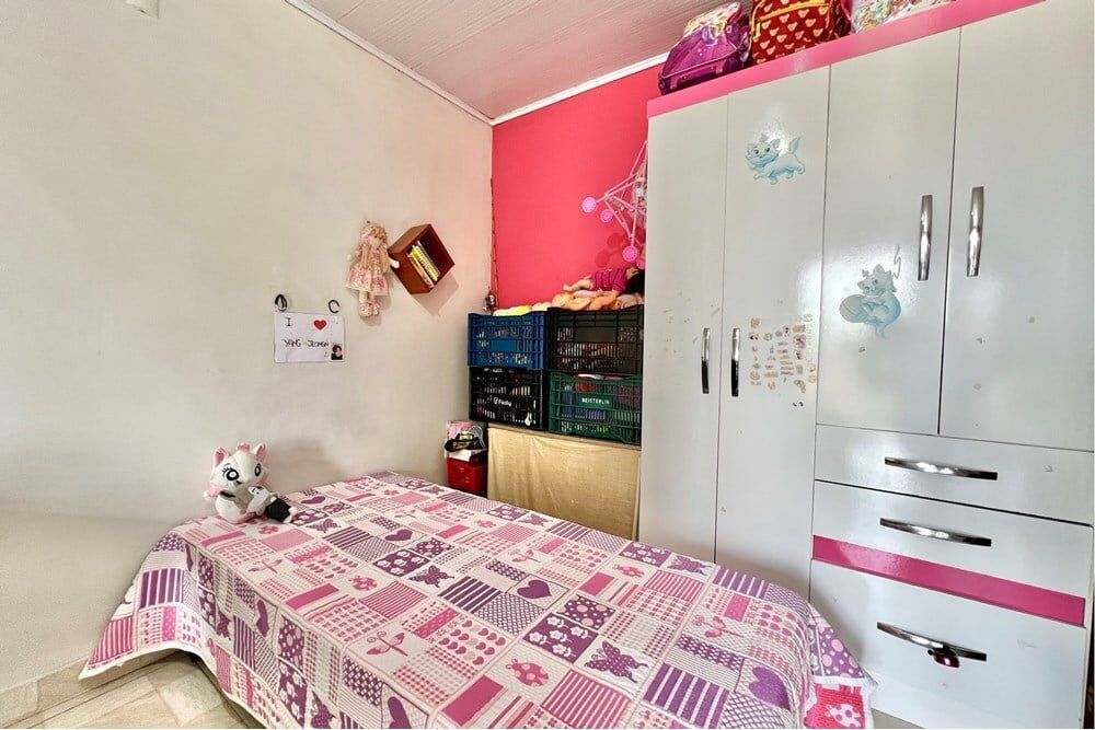 Casa à venda com 4 quartos, 226m² - Foto 6