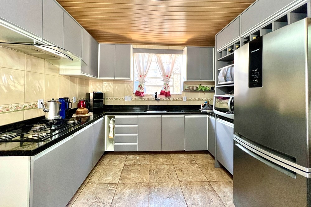 Casa, 4 quartos, 241 m² - Foto 28
