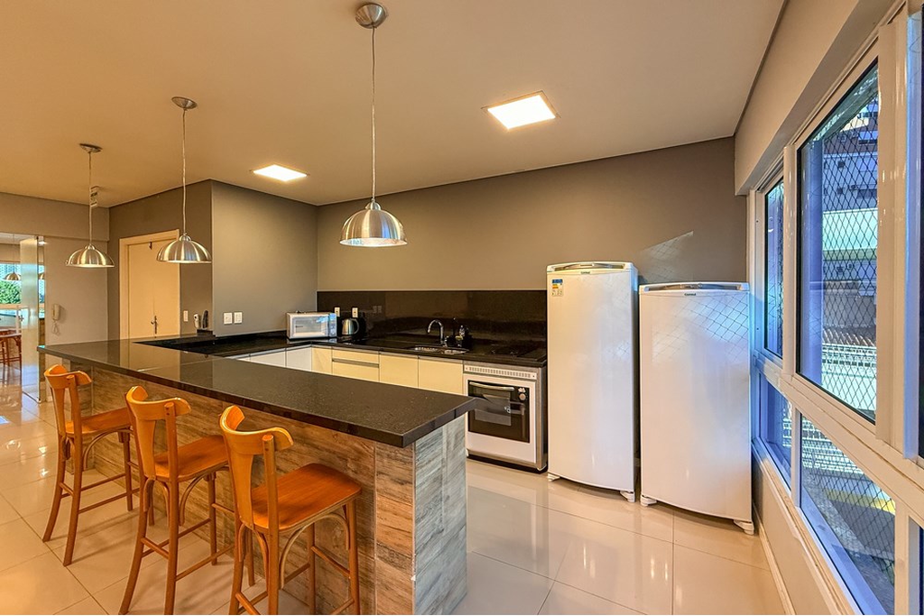 Apartamento à venda com 2 quartos, 66m² - Foto 23