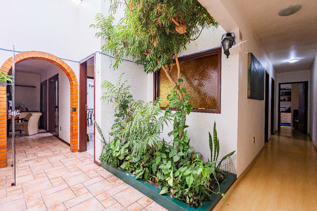 Casa à venda com 3 quartos, 174m² - Foto 4