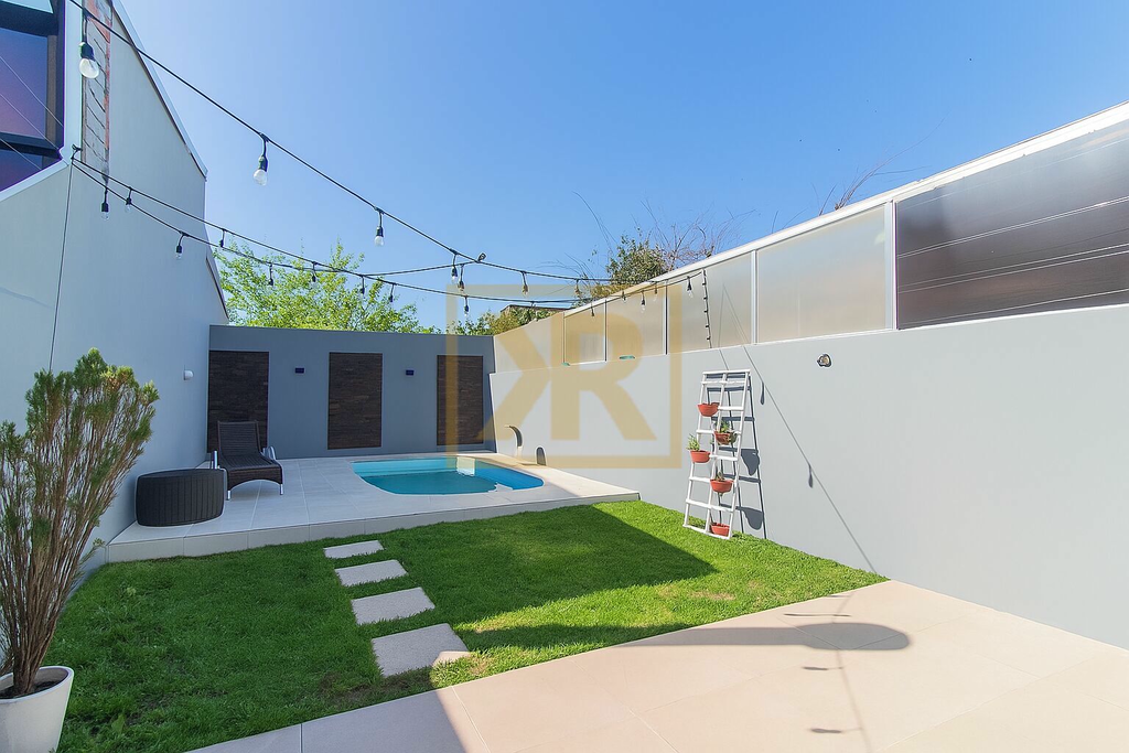 Casa à venda com 3 quartos, 181m² - Foto 17