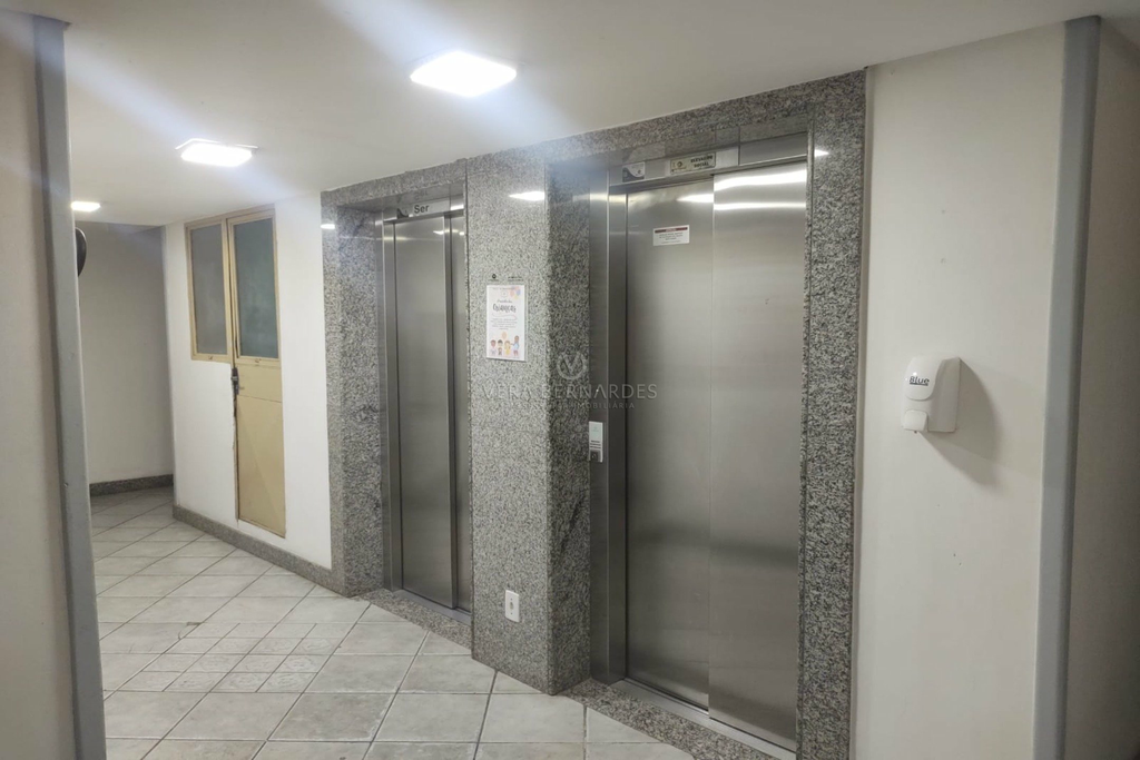 Apartamento à venda com 2 quartos, 64m² - Foto 10