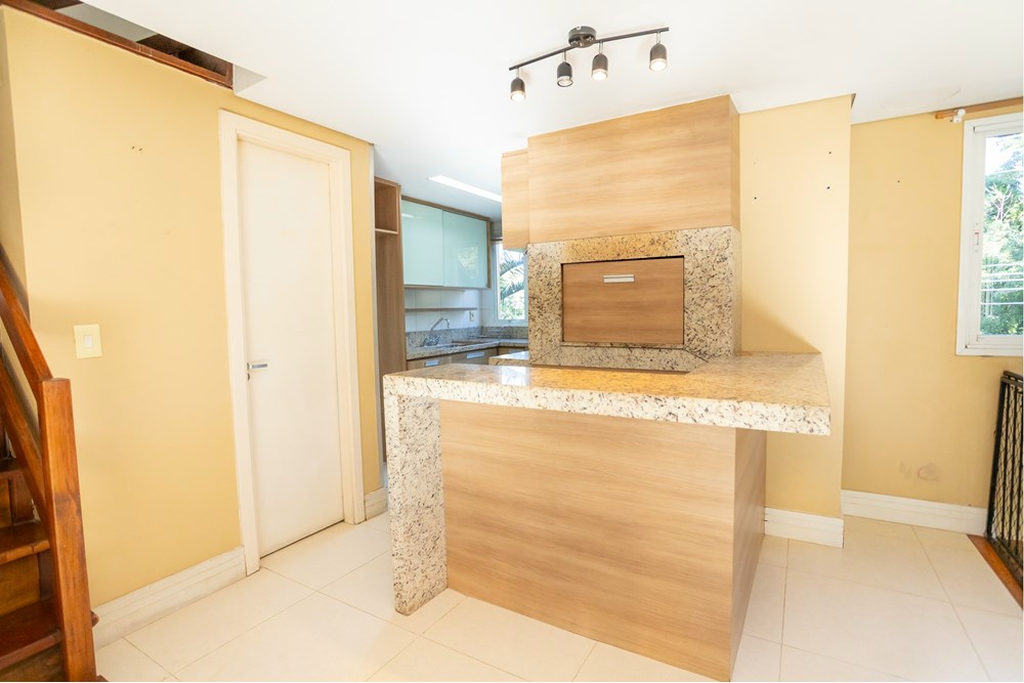 Casa de Condomínio à venda com 3 quartos, 231m² - Foto 31