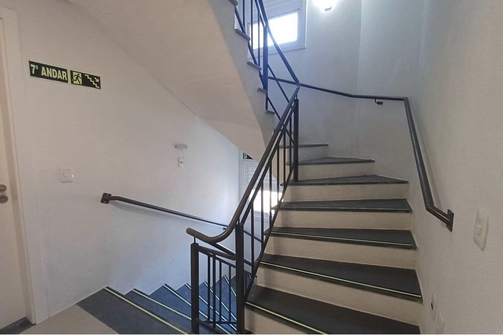 Apartamento à venda com 2 quartos, 65m² - Foto 12