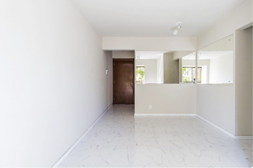 Apartamento à venda com 2 quartos, 59m² - Foto 2