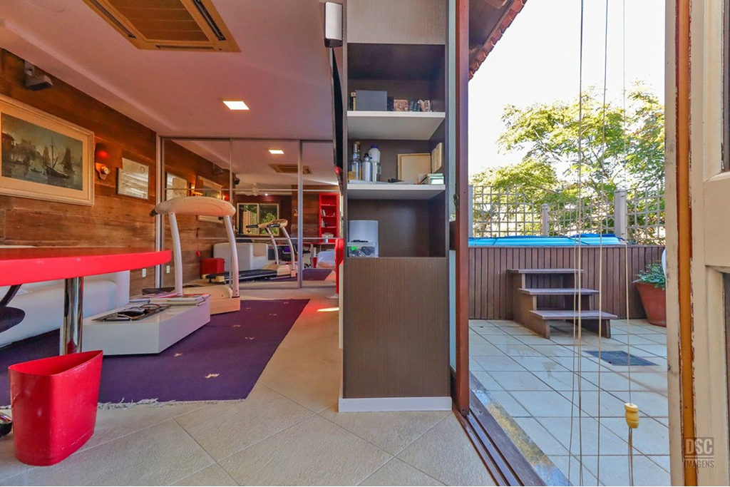 Casa de Condomínio à venda com 4 quartos, 379m² - Foto 26
