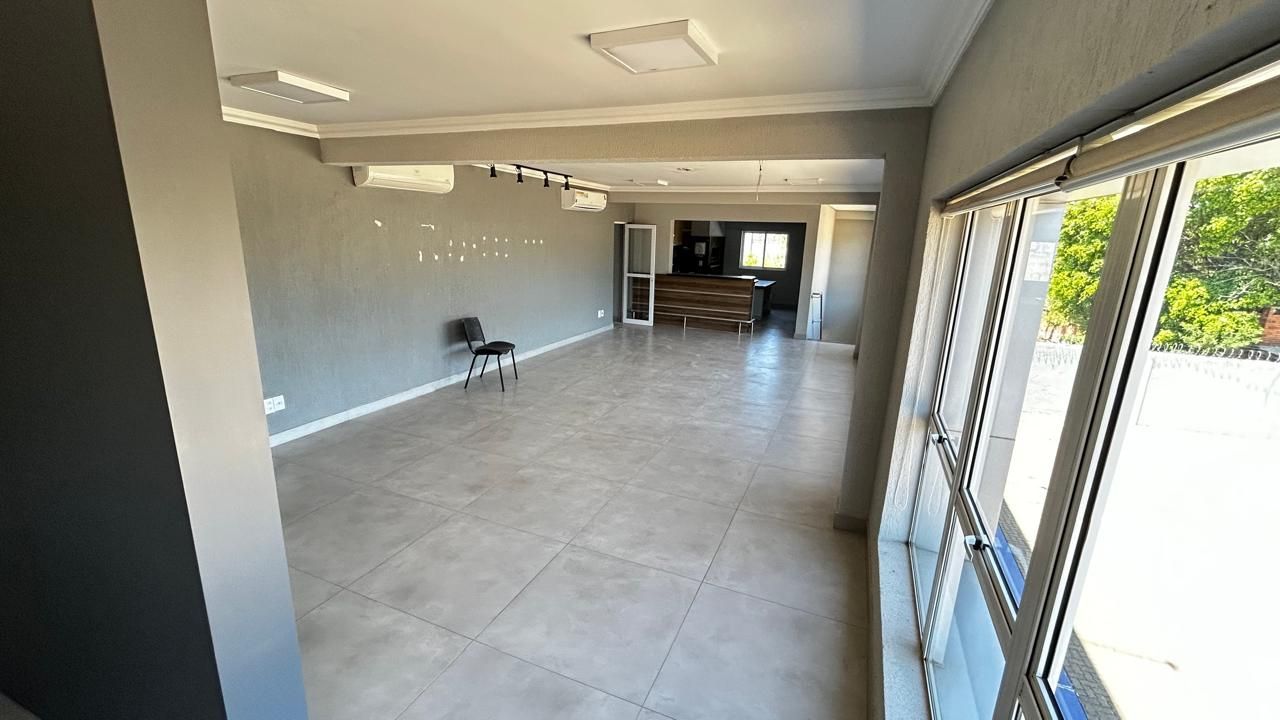 Depósito-Galpão-Armazém para alugar com 2 quartos, 4493m² - Foto 11
