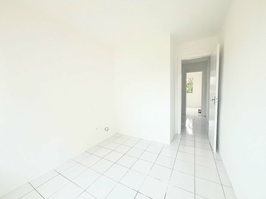 Casa à venda com 2 quartos, 63m² - Foto 9